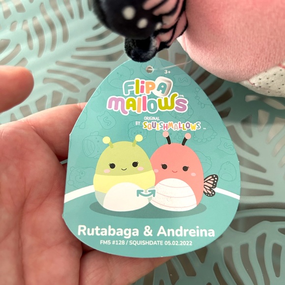 Rutabaga and Andreina 5” Caterpillar/Butterfly Flipamallows Squishmallow - BNWT - Picture 5 of 9